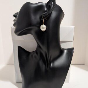 Pearl Necklace and Bracelet